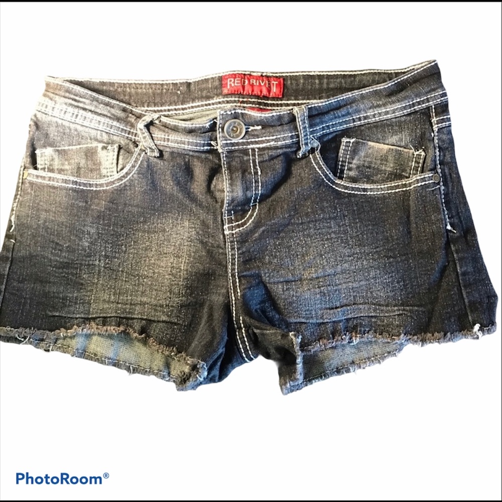 Red Rivet short stretchy denim shorts